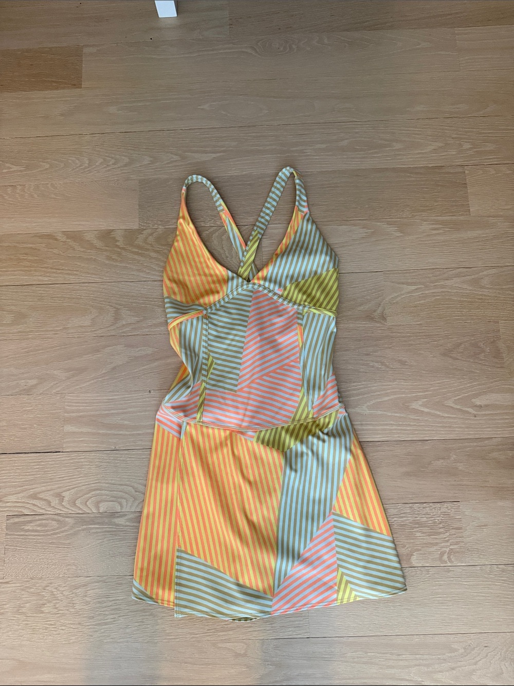 Yellow and Orange tennis Dress - Picture 2 of 3